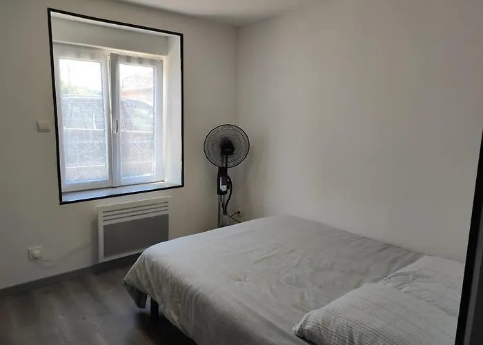 Bed & Breakfast 16 Rue Des Deportes Charmes (Vosges)